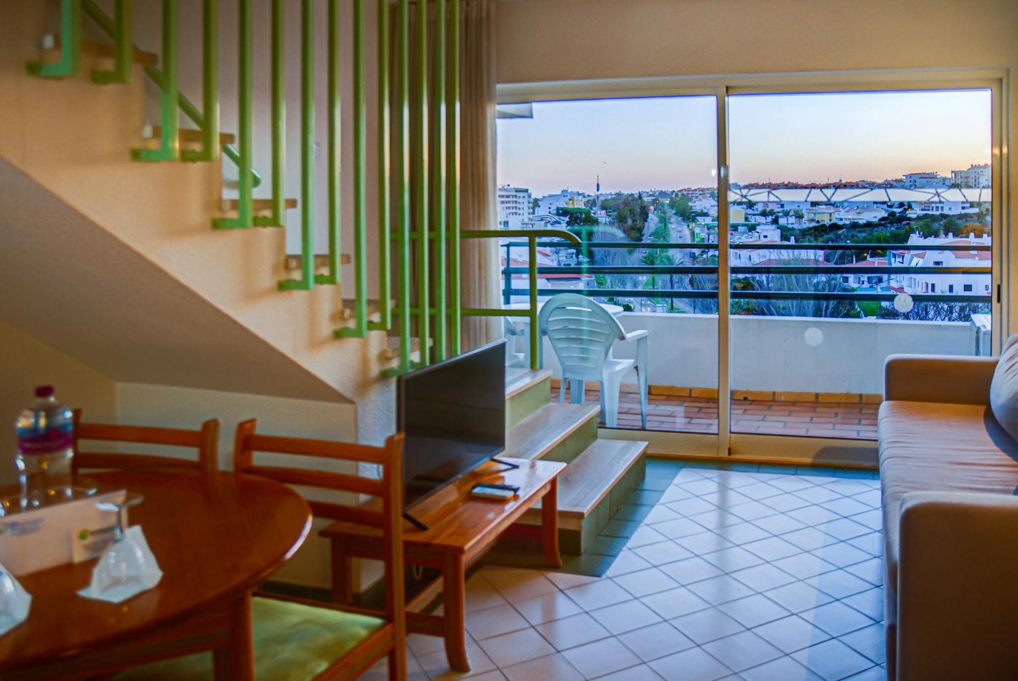 Ourabay Hotel Apartamento - Art & Holidays Αλμπουφέιρα Δωμάτιο φωτογραφία